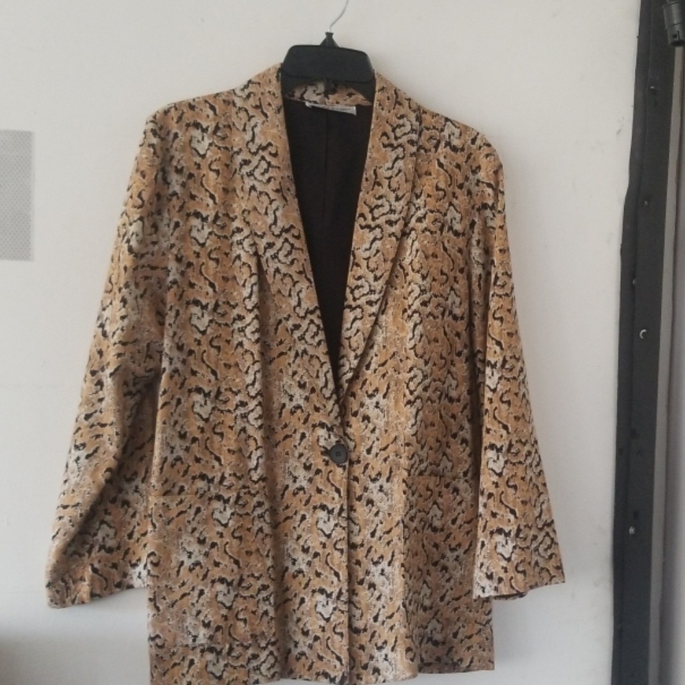 Kensington Square leopard print jacket